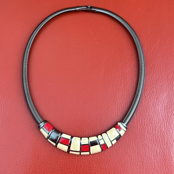 Beautiful vintage art deco Monet enamel snake chain necklace. Signed. - Picture 1 of 7